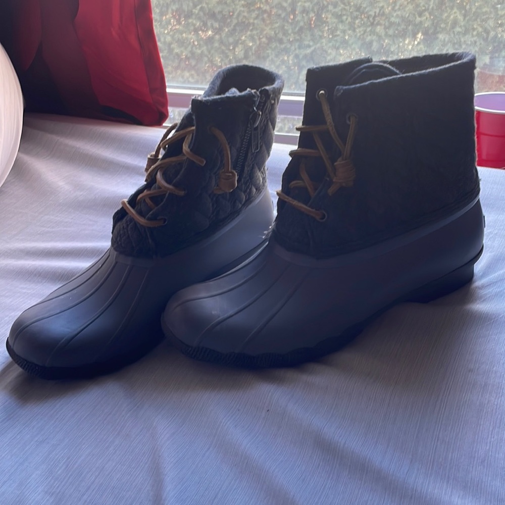 Womens Sperry boots in grey Size 7.5